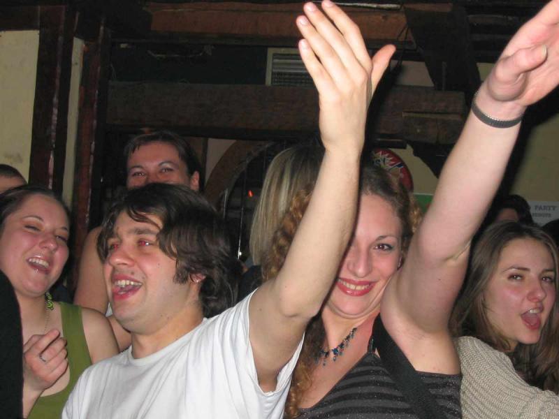 European School I Beograd (03.03.2004 - 11.03.2004) - ES Beograd Team photos - 1: The GIG :)))