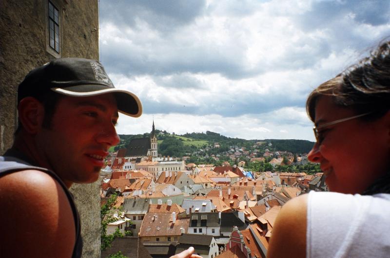 Check the Czechs (30.06.2004 - 13.07.2004) - The Best Squirrels of Europe SuPrague2004 - 28: Alberto & Maria... Visiting the Castle of Cesky Krumlov!!!