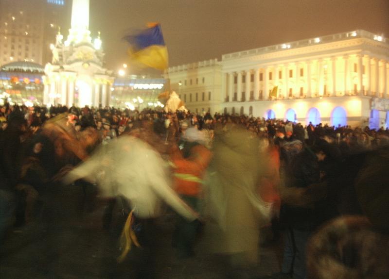 Let's build the Ukrainian democracy together (23.12.2004 - 27.12.2004) - my photos:) - 100