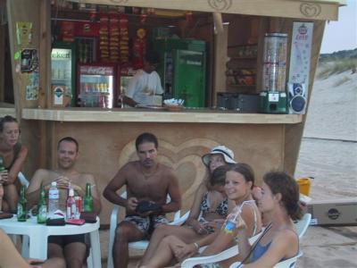 37: ...kiosk-bar group1...