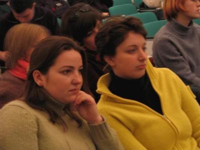 3: Irina Frol from Romania - Bucharest and Mihaela Barbulescu from Romania - Timisoara. At the conference. (Photo: Ivan Anochin)
