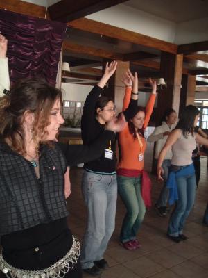 7: Workshop: Bellydance lesson!