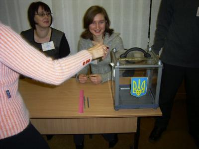 18: the famous ballot-box, before opening of polling station