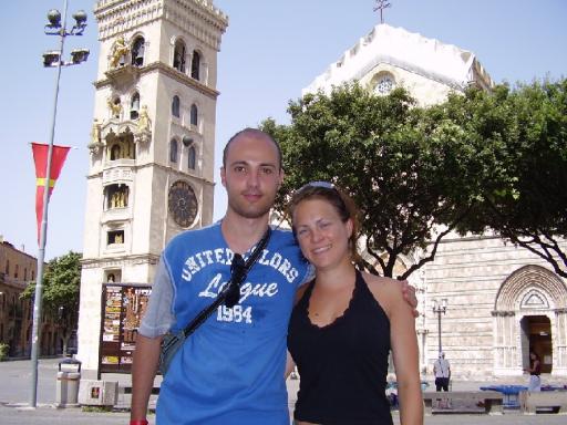 76: me & Siru in Piazza Duomo