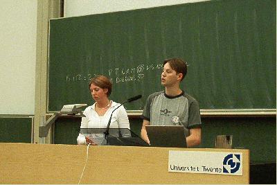 20: Workshop presentation by Marije and Rama.