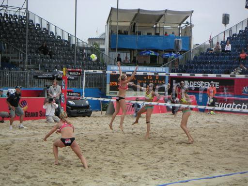 11: Beach volleyball tournament - Olympia and world champions beating the German team