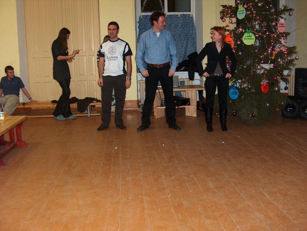 WU.SoundsLikeFairytale.LV (27.12.2007 - 03.01.2008) - Let`s make something round! Like - a round square :)) part2 - 29