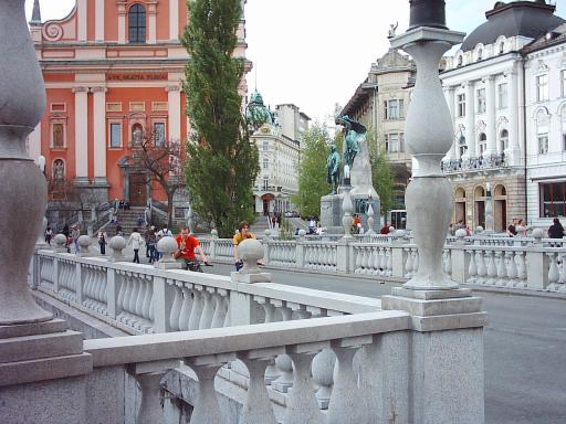 40: View of the triple bridge